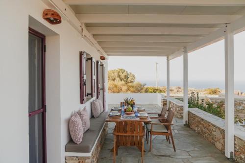 Onar Sifnos Traditional Villa