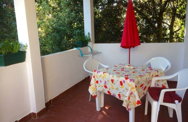 One bedroom apartment with terrace Artatore, Lošinj (A-17591-a)