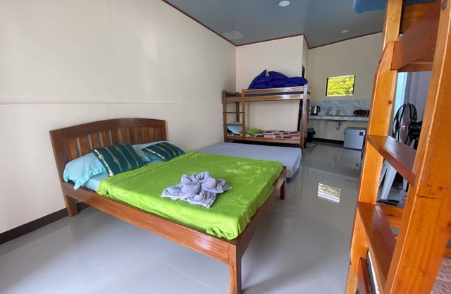 One bedroom apartment with wifi and air-condition.