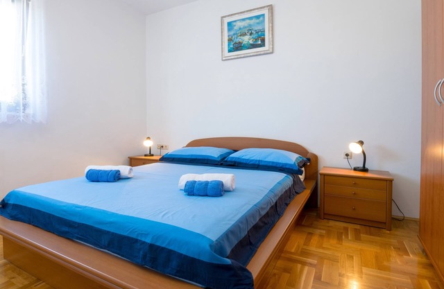 One bedroom apartment with terrace and sea view Zadar - Diklo, Zadar (A-5887-b)