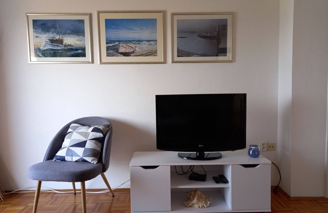 One bedroom apartment with balcony and sea view Zadar - Diklo, Zadar (A-11662-b)