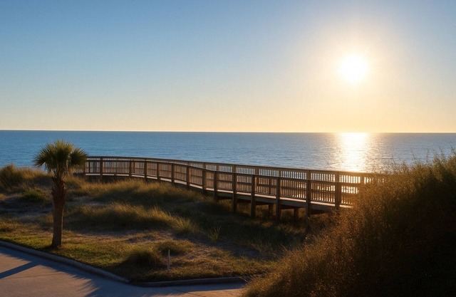 One-Bedroom Condo Queen Bed, Sleeper Sofa – 250 Feet to Beach Access