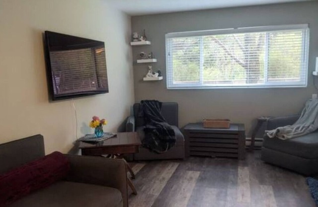 One bedroom condo located in Northern Vancouver island.