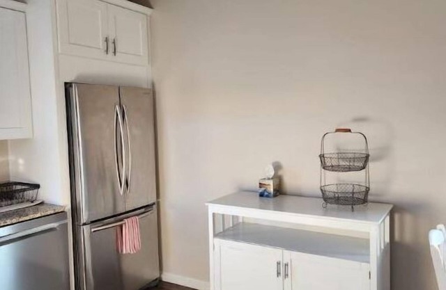 One bedroom detached guest house