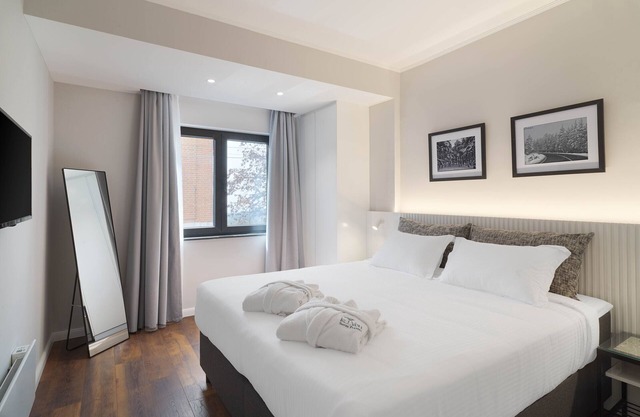 One Bedroom Luxury Suites