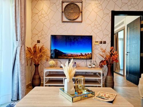 One Bedroom Luxury Apartment in Manama - Sunset Serenity