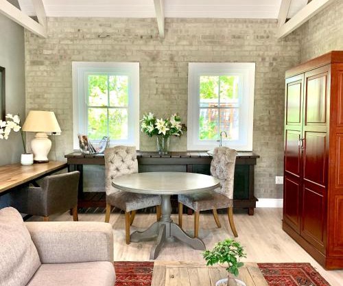 One Oak Guest House
