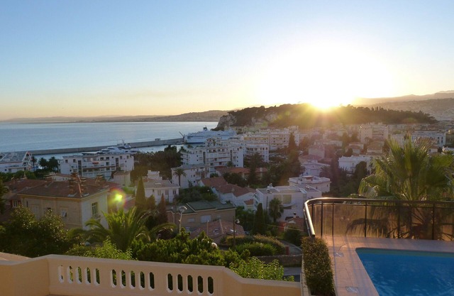 ONE OF THE MOST BEAUTIFUL VIEWS OF NICE/MONT BORON/BASSE CORNICHE -