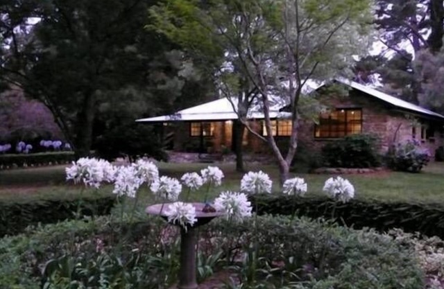 One The Avenue - a quaint country lane 5 minutes to Bowral