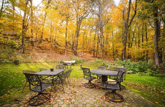 Only 10min away from Mountain Creek, beautiful spacious house with Mountain View