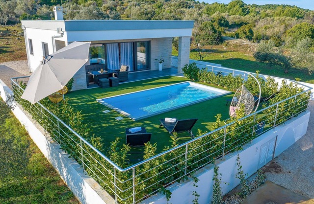 Orchid Stay, Kroatien