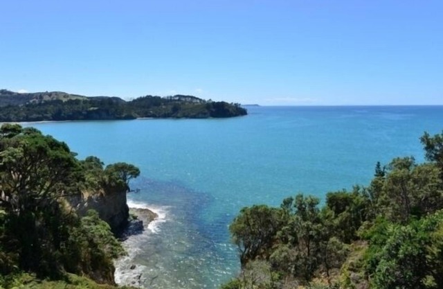 Orewa Clifftop Holiday Home