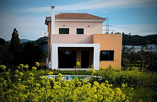 Orfeas Villa