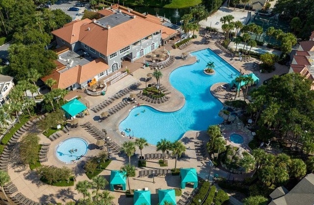 Orlando Getaway: 2BR Villa for Families at Sheraton Vistana Resort