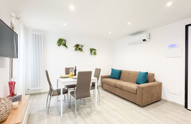 Ortensia by Ca-Sa Check