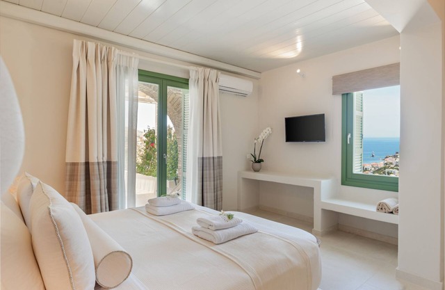Ortensia Suite by Casa Di Fiori Andros Suites