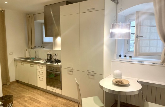 Ospitale2: central nice studio