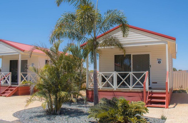 Outback Oasis Caravan Park