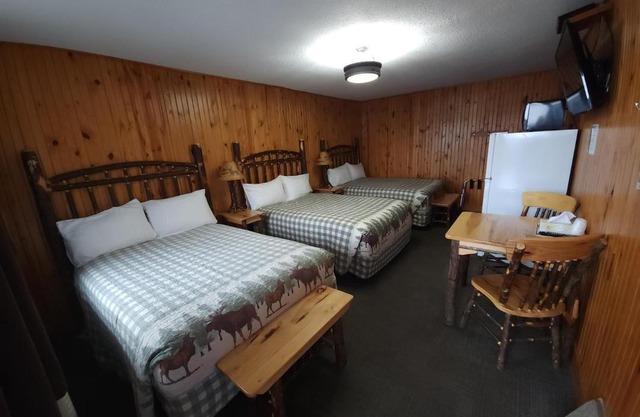 Outdoorsman Motel