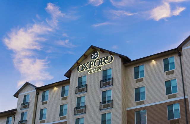 Oxford Suites Bellingham