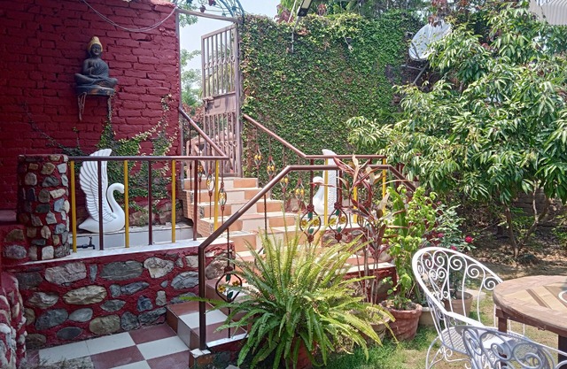 Oxygen home stay in Dehradun