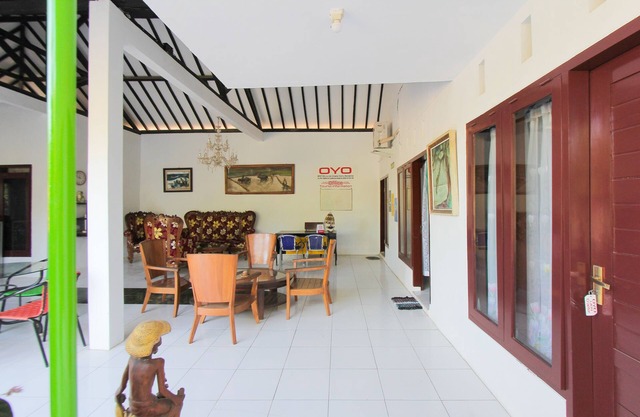 OYO 2042 Zam Zam Family Syariah