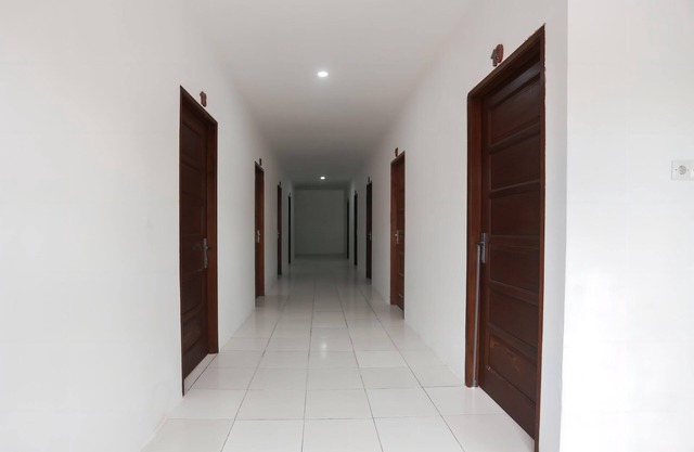 OYO 92626 Good Sleep 4 Inn Dcos Syariah