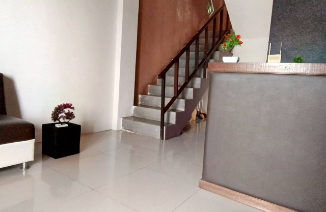 OYO 92659 Wisma Deli Syariah Near RSUD Nene Mallomo Sidenreng Rappang