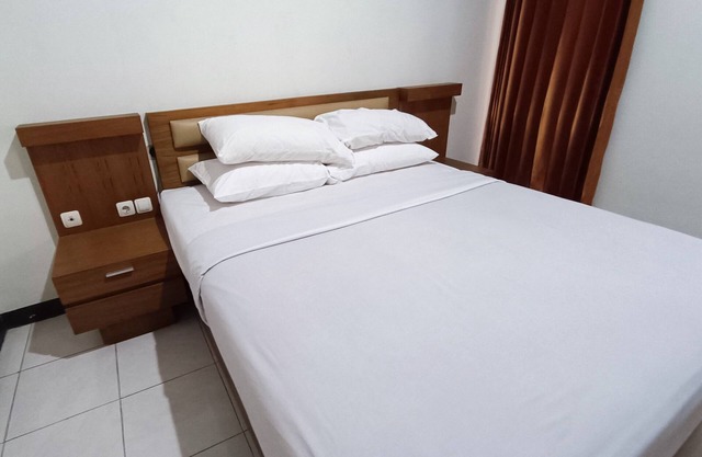 OYO 93885 D'harjo Guesthouse