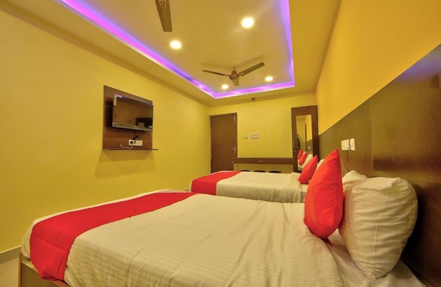 OYO Flagship 81267 Joliday Inn