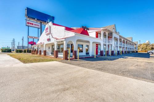 OYO Hotel Waco University Area I-35