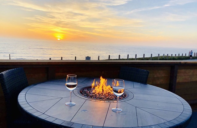 Pacific Oceanfront Retreat🏖, 15 mins to SF🌉 and SFO✈️