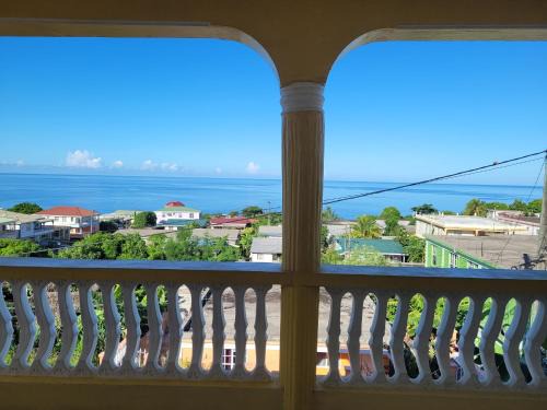 Pacific View Apartment