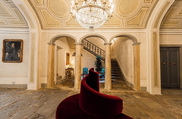 PALAZZO DELLA BIANCA- Royal Experience