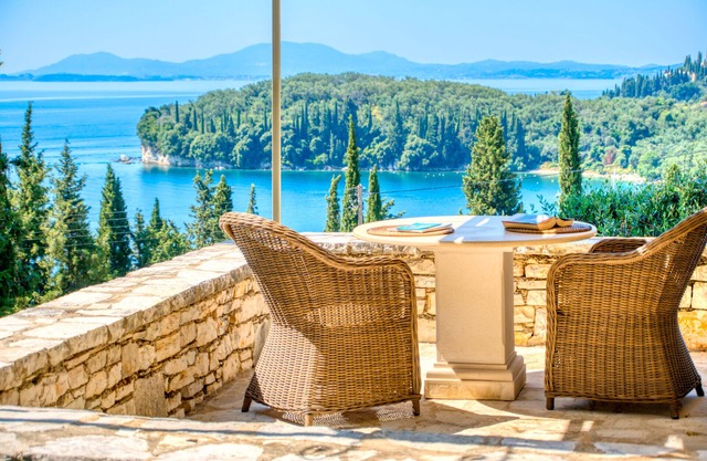 Paleopetres K-Six - Premium Suite - sea views - pool - Kalami -