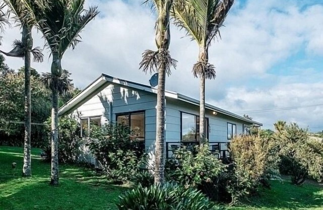 Palm Cottage - Onetang holiday home