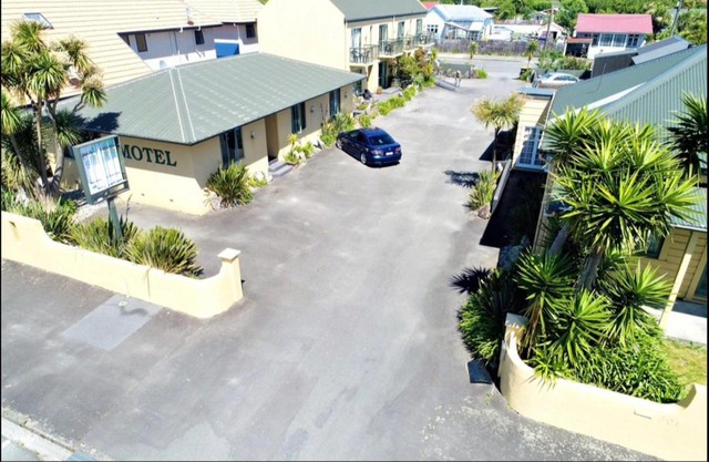 Palmcourt Motel