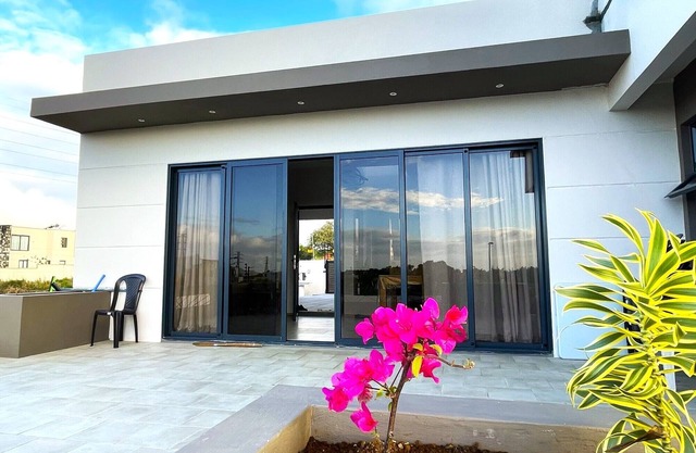 Palms Haven - Mauritius - Luxurious Vacation Home with Spectacular Views