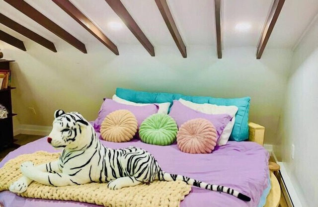 Paloma Large Attic Apartment