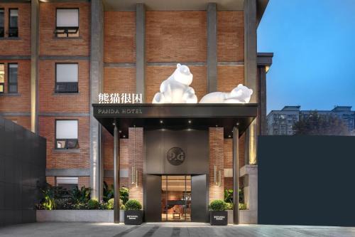 Panda Hotel