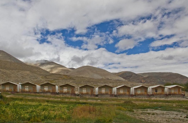 Pangong Retreat Camp