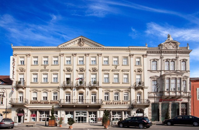 Pannonia Hotel
