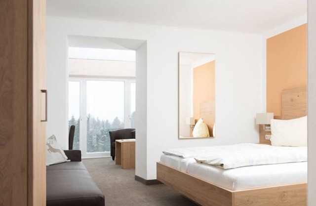 Panorama room with conservatory - Pension Irlingerhof *