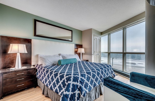 Panoramic Oceanfront Condo, Highly Sought After End Unit, Glass Wrapped Around