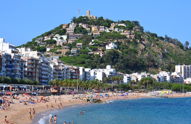 Panoramic sea views apartment in the center. Great comfort and guest service