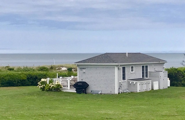 Panoramic views of the ocean and Sandy Neck beach!