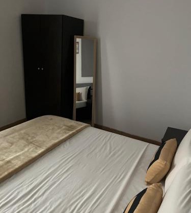 Panos salt lake apartment