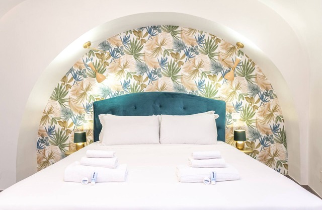 Pantheon Giovanni's Hideaway