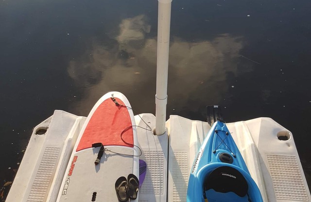 Paradise in Hudson with stunning gulf views. First class fishing and boating.