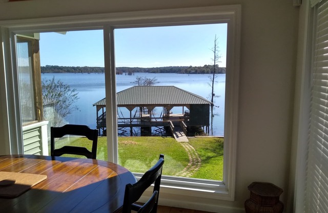 Parkside Perch on Lake D'Arbonne